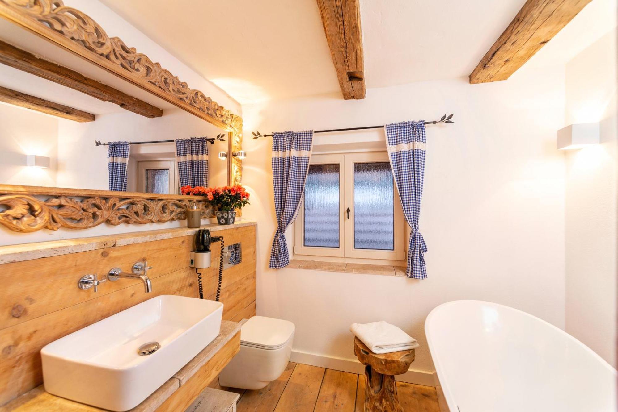 Exklusives Alpenchalet Mit Jacuzzi & Sauna Fuer Bis Zu 14 Personen Chalet Bayrischzell
