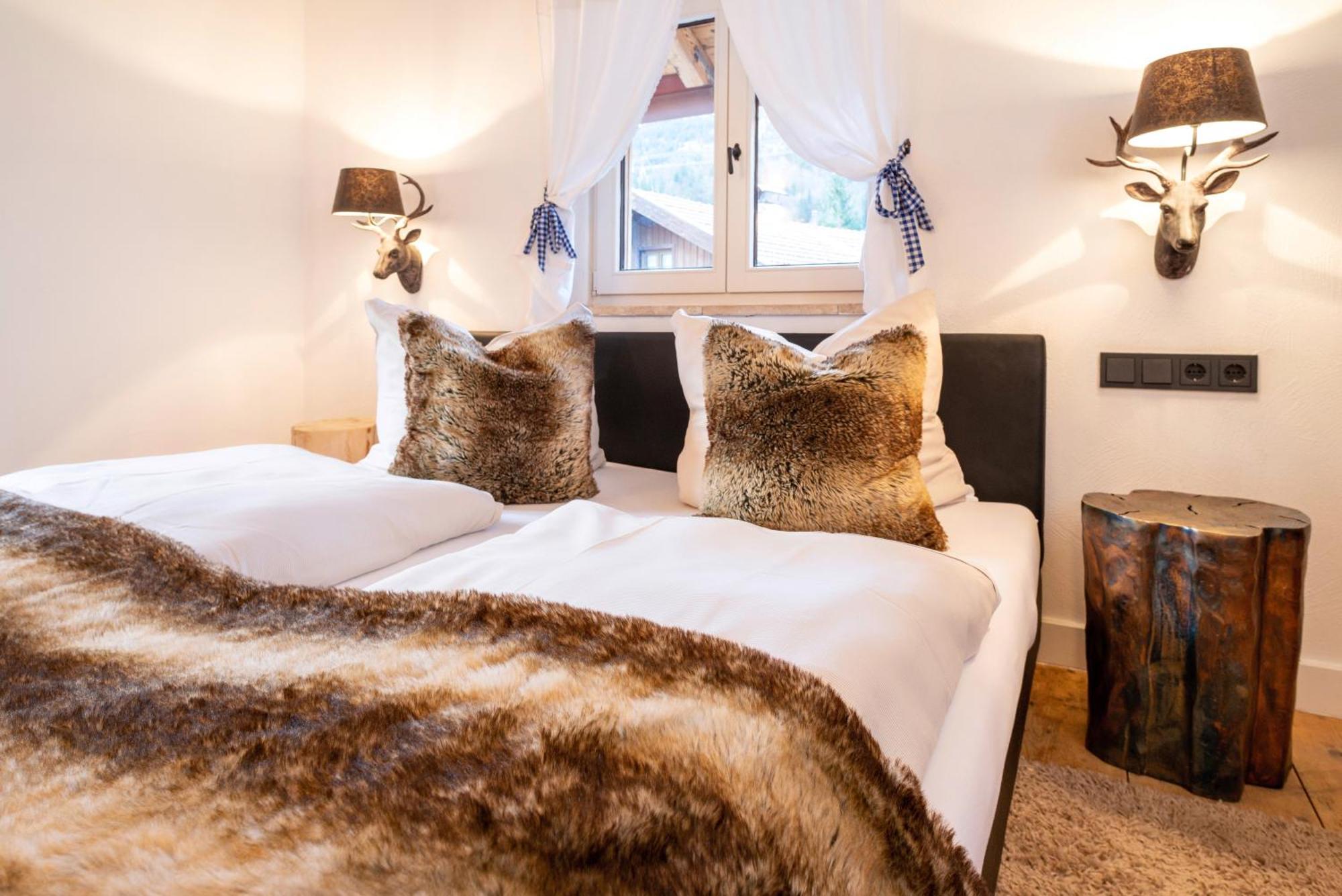 Chalet Exklusives Alpenchalet Mit Jacuzzi & Sauna Fuer Bis Zu 14 Personen